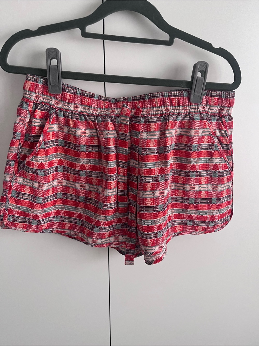 Joie Red Patterned Casual Stretch-Waist Shorts